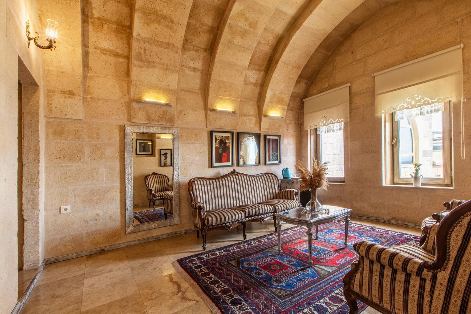 Karlik Cave Suite Cappadocia Uchisar Exterior foto