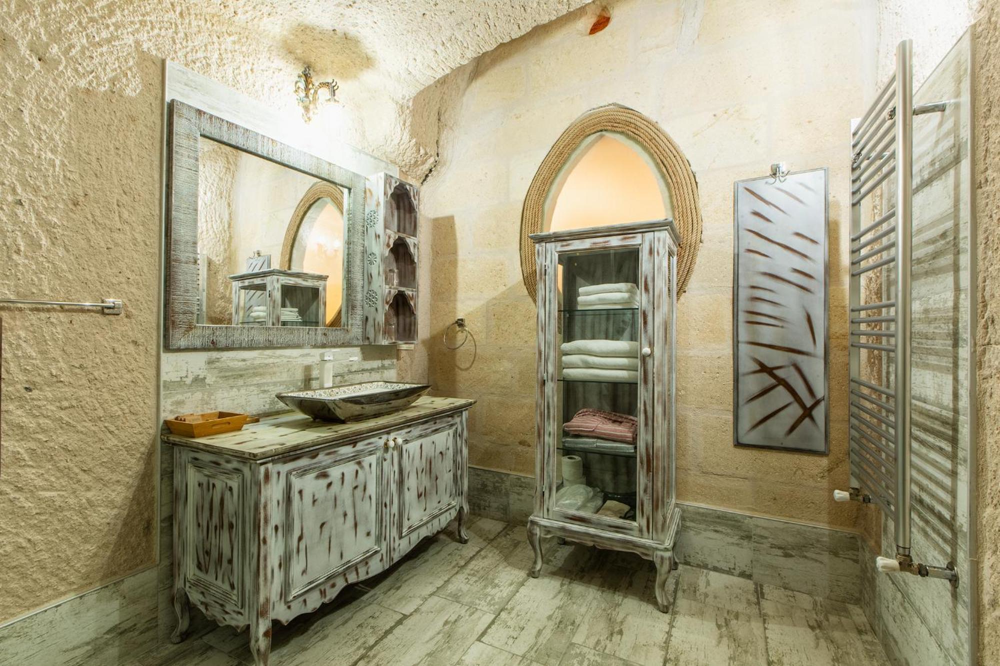 Karlik Cave Suite Cappadocia Uchisar Exterior foto