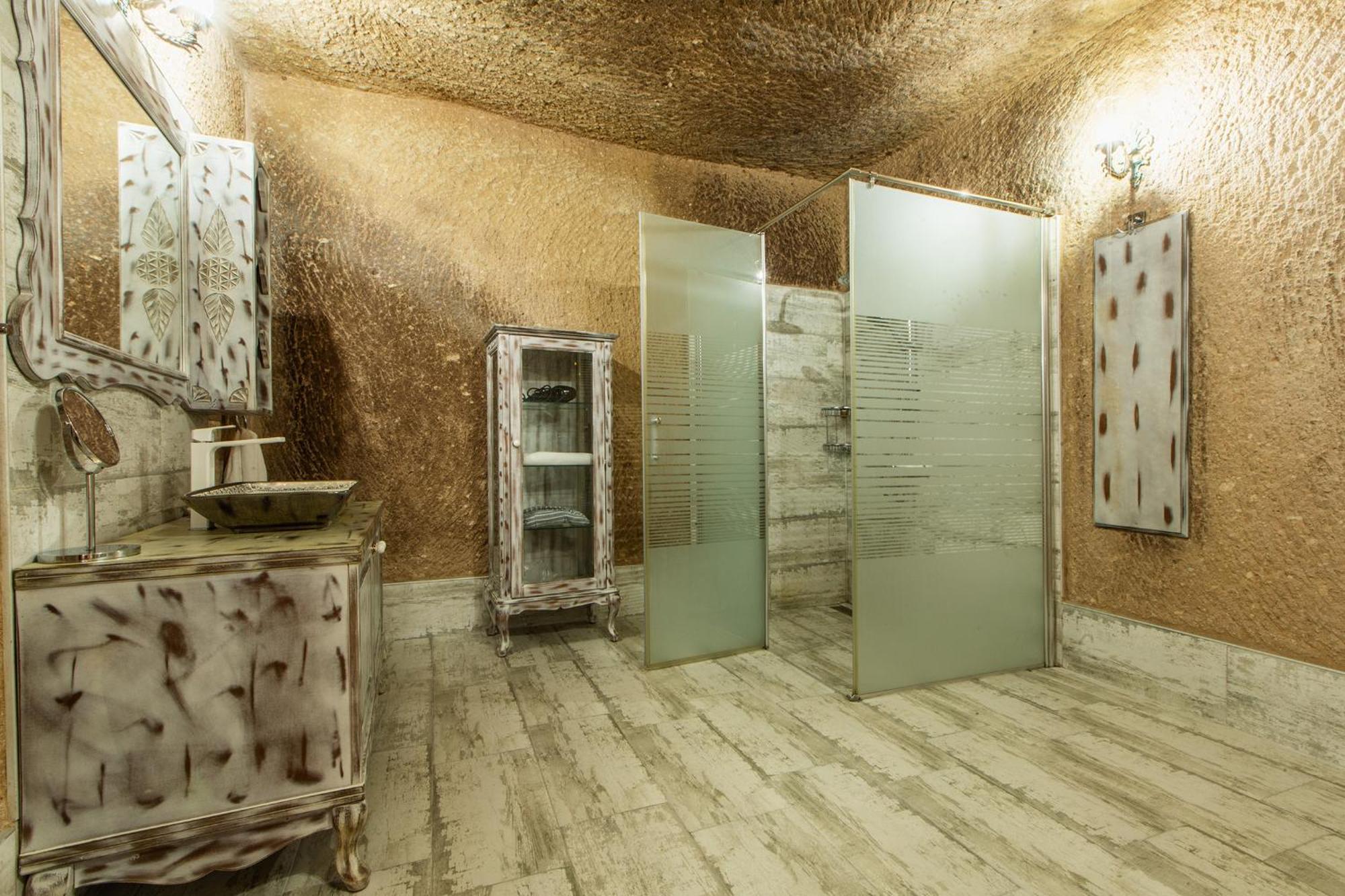 Karlik Cave Suite Cappadocia Uchisar Exterior foto