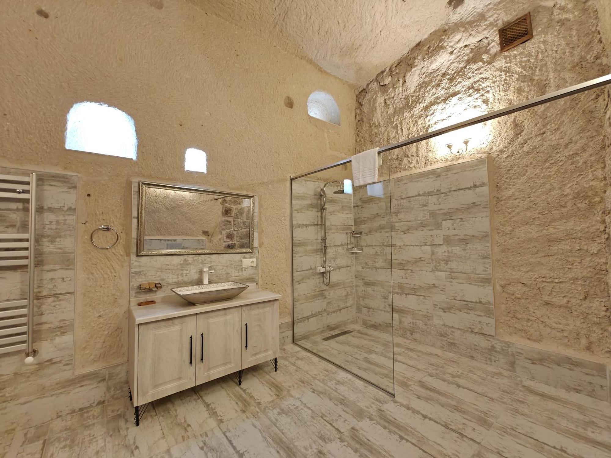Karlik Cave Suite Cappadocia Uchisar Exterior foto